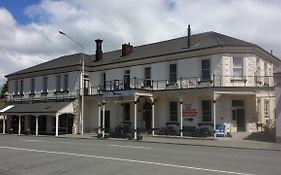 Gladstone Hotel